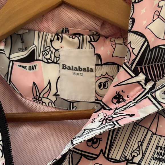 Pink and Gray Cartoon Print Kids Raincoat - Picture 2 of 3